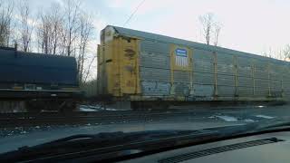 CSX 3254 333 hauling mixed manifest on the main