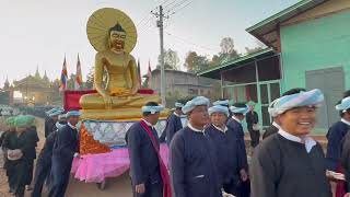 နေင်ႏ၁၃၈၆ ဗာႏ ဒဲဉ်သံလာဗွေနီꩻ နောင်ခုဲင်းတကာႏအမျာꩻပင်ꩻကျွꩻဘုရာꩻရုပ်ထုတောႏ ဥတ္တရဂုရုလာဘမုနိစေႏတီႏကို