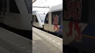 Arriva  Units 28 + 26 Arriving at Venlo Station on 21/06/22 #shorts