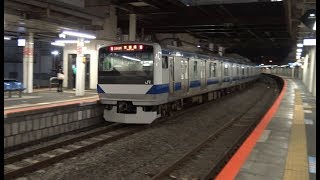 特急通過待ちがなくても待避線に停車していた夜の佐貫駅を出発する常磐線下りE531系