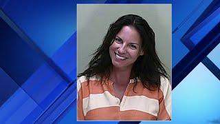 Woman smiles in mugshot after fatal DUI crash