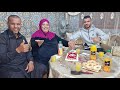 اليوم عيد زواج يطو طيب تفكرهم العربي بأحسن حلوى 🎂مكانش هدشي في بال هدي هيا حفلة لستقبلنهم بيها 💃