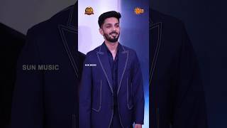 Rockstar #anirudh Entry | #superstarrajinikanth #sunmusic #jaileraudiolaunch