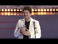 gianmarco carroccia in un medley di successi di lucio battisti sul palco di musicultura 2023