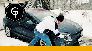 Slik vasker du bilen når det snør og er kuldegrader