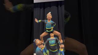 SHE IS SERVING!!😍 #cheer #stunt