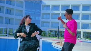 Awale Adan Ft Rahma Hasan |Jacaylkaan Barbaari Barbar Ka Ilaali| Official Video