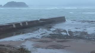 台風波で決壊した堤防　和歌山県みなべ町堺森の鼻