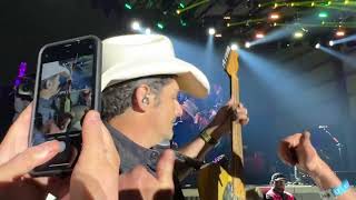 Brad paisley Deni Ute muster 2022