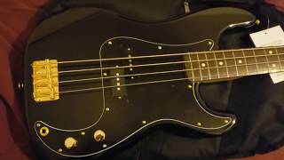 Unboxing: Fender Midnight Precision Bass