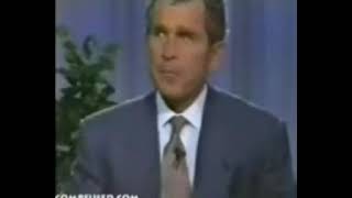 Буш показывает средний палец / Bush shows the middle finger