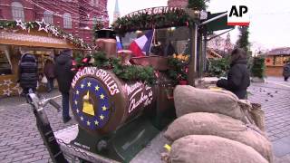 Christmas market and decorations in front of Kremlin