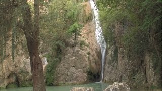 (HD) Hotnica Waterfall, Veliko Turnovo, Bulgaria / Хотнишки водопад