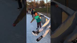 Spraying ice on random kids #iceskating #freestyleskating  Don’t forget to subscribe and like 🙏🏿