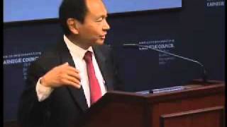 Francis Fukuyama: India vs. China