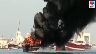 Boat blazed at Sharjah