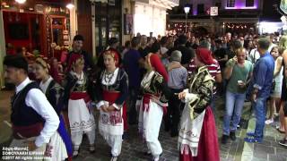 Ρέθυμνο: ΜΕΛΑΜΠΙΑΝΗ ΚΑΝΤΑΔΑ 2017 / Rethymno: Traditional CRETAN STREET SERENADE