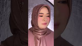 Makeupin Ibu Usia 50 tahun, rasanya penuh tantangan banget 🥰