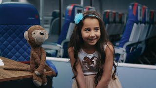 Olivia Asks Delta Flight Attendant Lindsey Hard-Hitting Questions