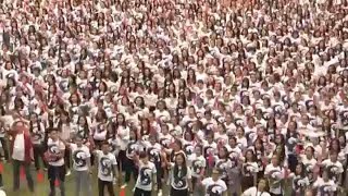 One Billion Rising and thousands dancing