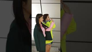 171018 aoa 유나 혜정 레드카펫 -  서울패션위크 더스튜디오케이