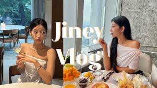 Jiney Vlog | 여러분 오랭…오랭만갑입니다😅 시그니엘 라운지에서 망고빙수 먹고 와인만 주구장창 마시는 브이로그👍🏻 근데 이제 최애 레시피도 살짝 공개해보는 영상🩵