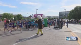 Over 700 turn out for Girls on the Run 5K