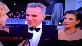 Oscar Awards 2013: Academy Awards 2013   Daniel Day Lewis on the red carpet HD