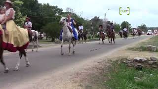 FESTIVAL CRIOLLO 2025, LA SUREÑA Y POLICLÍNICA KIYÚ, DESFILE DE CABALLERÍA GAUCHA POR EL BALNEARIO