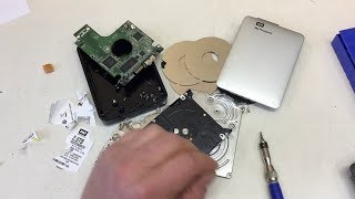 WD My Passport / Elements 2TB 2.5'' USB Hard Disk Teardown (All the Chips)