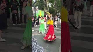 上海静安公园老年舞蹈old men dancing at shanghai jingan park