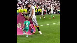 Real Madrid's Nacho bull fighting with his sons 😂