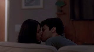 Priyanka Sarkar Hot Kissing Scene 😘