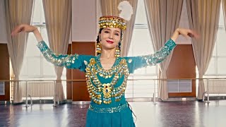 Uzbek Dance - Lazgi | by Uyghur dancer Gulmira Mamat
