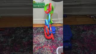 Hot Wheels Action 4-Loop Crash Out Track Set