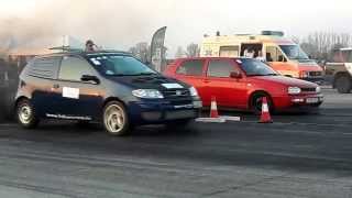 Felker Piros Fiat Punto vs VW Golf