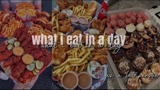 🍫”What I eat in a day as a FAT person not focusing on weight loss”🍕 fat acceptance compilation