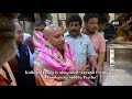 up cm yogi offers prayers at delhi’s kalkaji mandir ani news