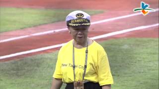 20130919 CPBL 獅vs象 賽前 新北市長朱立倫和18U國手 挑戰最快球速開球