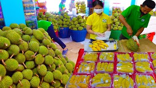 Unbelievable! Tons of Durian Cut per Day in A No. 1 Fruit Shop in Phnom Penh | Cambodian Street Food