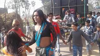 Hijra dance in village rood