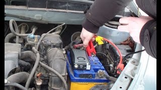 Your battery's DEAD? HOW to jumpstart your car - Cobra JumPack XL