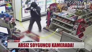 Arsız soyguncu kamerada!