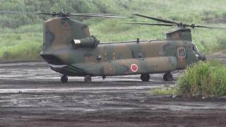 富士総合火力演習2011　CH47による高機動車と中隊主力の輸送！