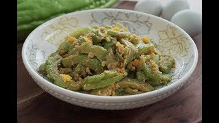 Stir Fried Bitter Gourd With Salted Egg Yolk - 咸蛋黄炒苦瓜