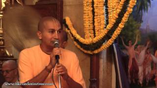 Srila Prabhupada Appearance Day Offerings 2016 by Gauranga Prabhu at ISKCON Chowpatty