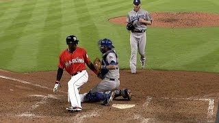 LAD@MIA: Uribe fires home to nail the lead runner