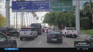 Police clear suspicious U-Haul left unattended at LAX