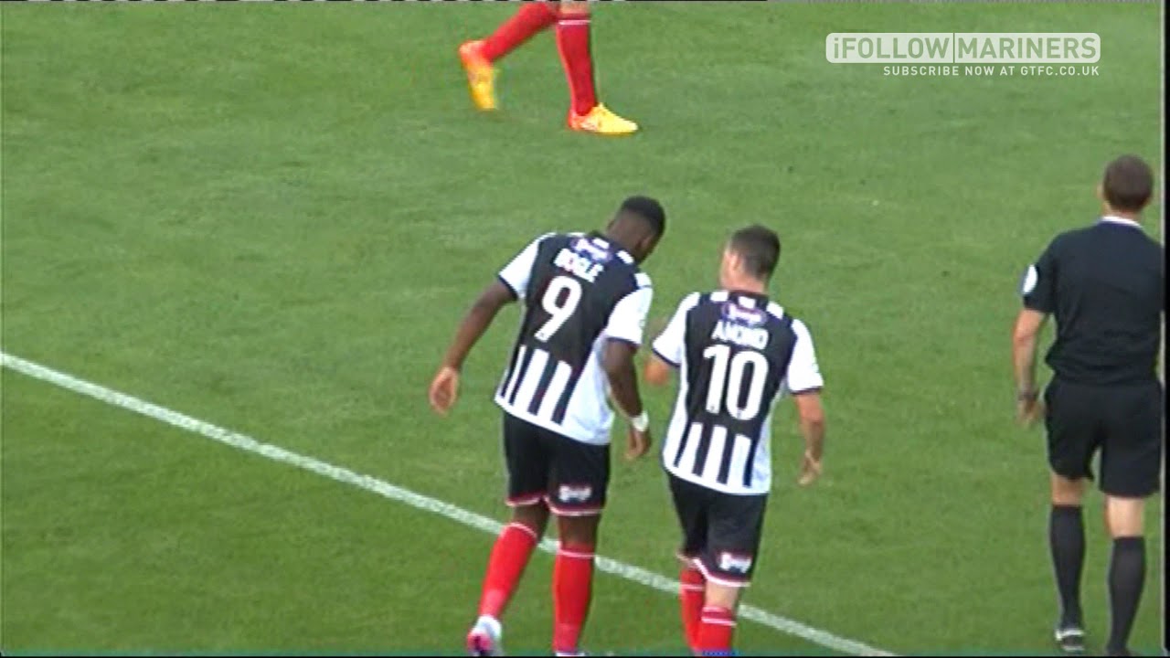 Grimsby Town 4-1 Barrow - YouTube