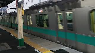 E233系2000番台東マト13編成松戸駅発車